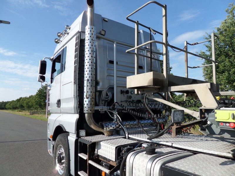 MAN TGA 18.440 4x4 - Cabeza tractora: foto 3 MAN TGA 18.440 4x4 - Cabeza tractora: foto 3