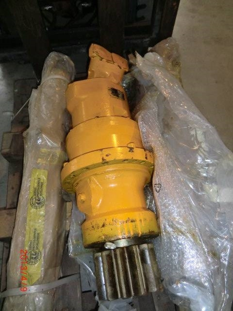 Demag AC 265 - Reductor de giro para Grúa: foto 1 Demag AC 265 - Reductor de giro para Grúa: foto 1