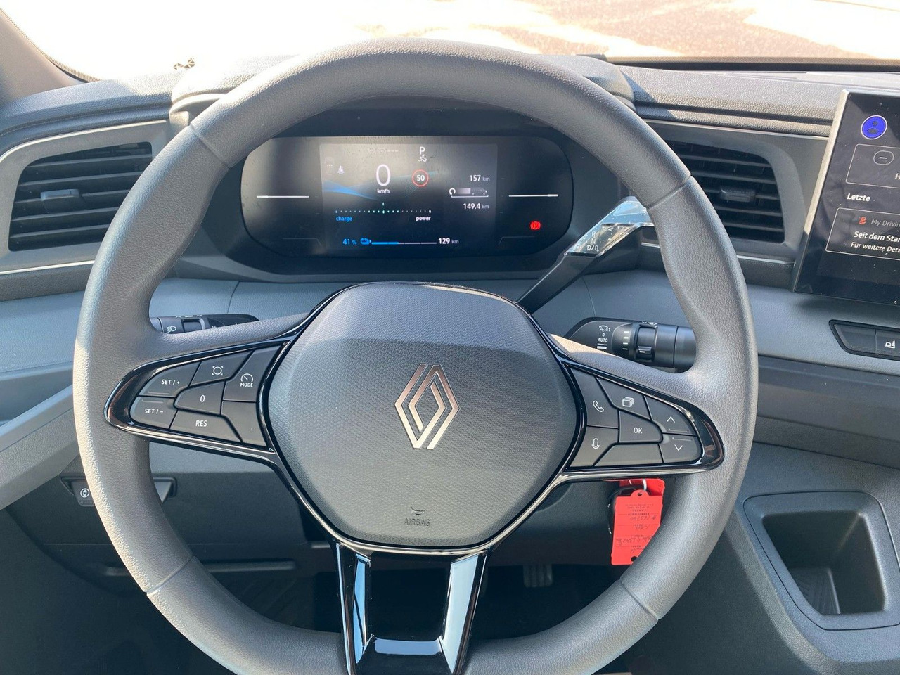 Furgón, Furgoneta eléctrica nuevo Renault Master E-Tech 145.35 L3H2: foto 10 Furgón, Furgoneta eléctrica nuevo Renault Master E-Tech 145.35 L3H2: foto 10