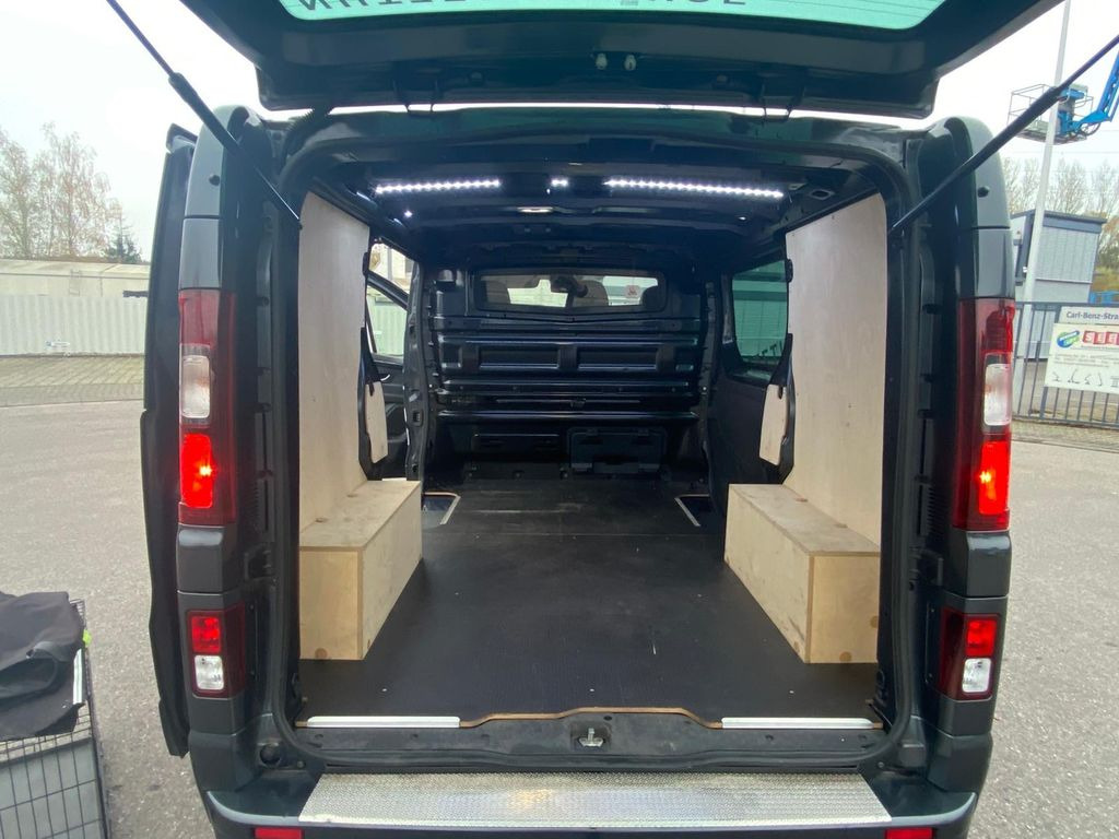 Renault TRAFIC L1H1 KaWa Renault TRAFIC L1H1 KaWa - Furgoneta pequeña: foto 5 Renault TRAFIC L1H1 KaWa Renault TRAFIC L1H1 KaWa - Furgoneta pequeña: foto 5