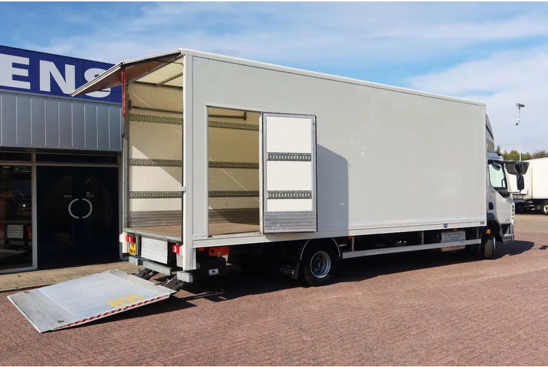 DAF LF 210 FA Bakwagen + Dhollandia 2000 kg klep extra accu set, 3x bindrail + stang. - Camión caja cerrada: foto 3 DAF LF 210 FA Bakwagen + Dhollandia 2000 kg klep extra accu set, 3x bindrail + stang. - Camión caja cerrada: foto 3