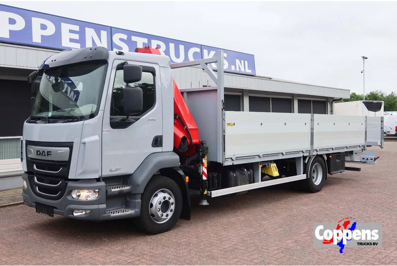 DAF LF 260 FA Openwagen + Kraan Fassi F85 B023+ Radio controle - Camión caja abierta: foto 1 DAF LF 260 FA Openwagen + Kraan Fassi F85 B023+ Radio controle - Camión caja abierta: foto 1