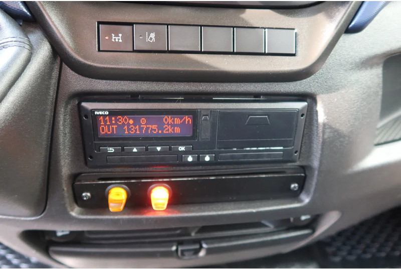 Iveco Daily 50C16 Recovery truck, bergingswagen, Afsleepwagen - Grua de remolque autos: foto 4 Iveco Daily 50C16 Recovery truck, bergingswagen, Afsleepwagen - Grua de remolque autos: foto 4