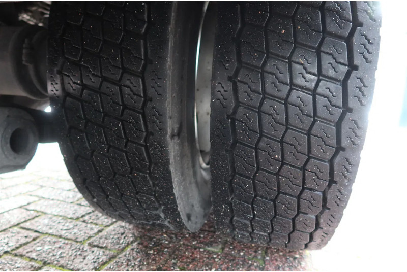 Camión caja cerrada Mercedes-Benz Atego 1223 L Bak + Klep Bar 3000 KG: foto 15 Camión caja cerrada Mercedes-Benz Atego 1223 L Bak + Klep Bar 3000 KG: foto 15