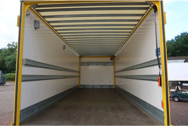 Scania P250 Bak+Klep E6 Dhollandia 1500 kg - Camión caja cerrada: foto 4 Scania P250 Bak+Klep E6 Dhollandia 1500 kg - Camión caja cerrada: foto 4