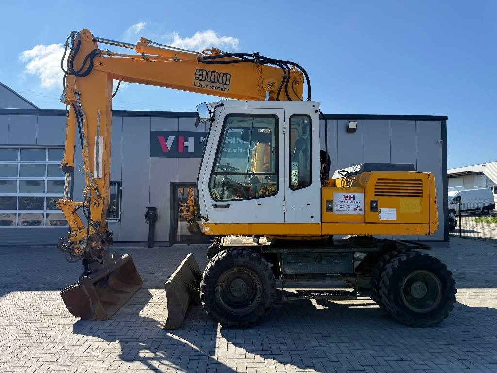Liebherr A 900 Litronic - Excavadora de ruedas: foto 2 Liebherr A 900 Litronic - Excavadora de ruedas: foto 2