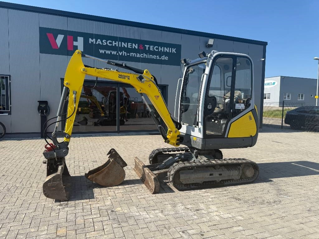 Wacker Neuson ET 24 - Miniexcavadora: foto 1 Wacker Neuson ET 24 - Miniexcavadora: foto 1