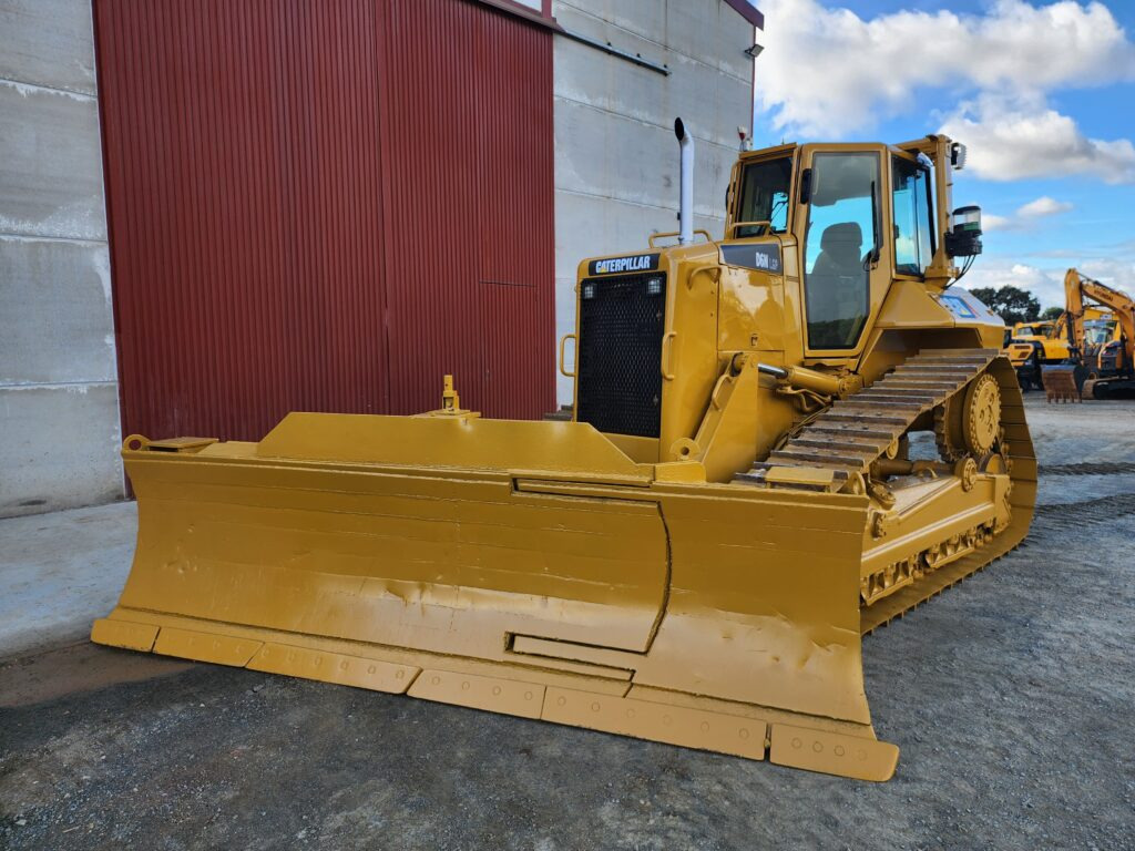 CAT D6N LGP - Bulldozer: foto 2 CAT D6N LGP - Bulldozer: foto 2