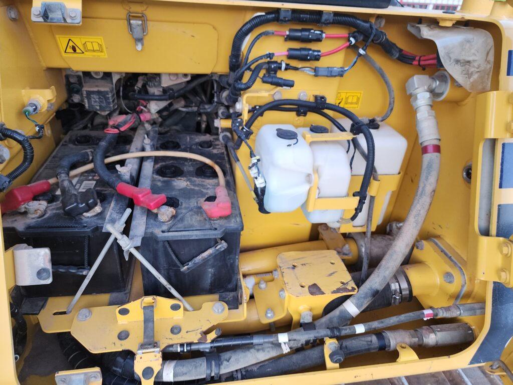KOMATSU D61PX-24 - Bulldozer: foto 4 KOMATSU D61PX-24 - Bulldozer: foto 4