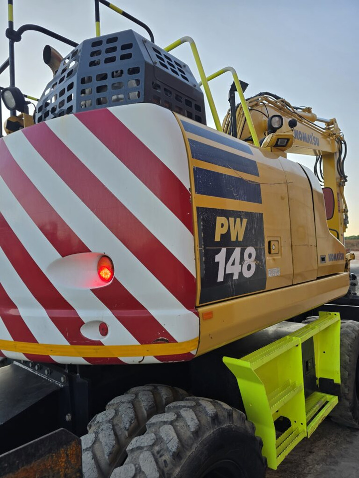 KOMATSU PW148-11 - Excavadora de ruedas: foto 5 KOMATSU PW148-11 - Excavadora de ruedas: foto 5