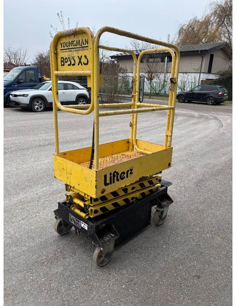 Boss 4,55m Arbeitsbühne Personenlift, BJ 2013 - Plataforma de tijeras: foto 4 Boss 4,55m Arbeitsbühne Personenlift, BJ 2013 - Plataforma de tijeras: foto 4