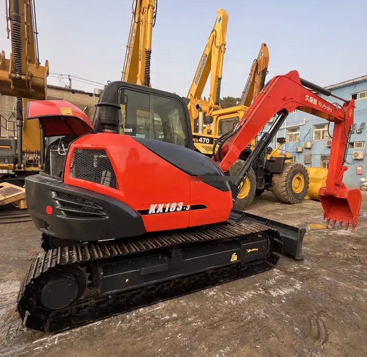 8 tons Used Excavator KUBOTA KX183-3 in good condition for sale - Excavadora de cadenas: foto 2 8 tons Used Excavator KUBOTA KX183-3 in good condition for sale - Excavadora de cadenas: foto 2