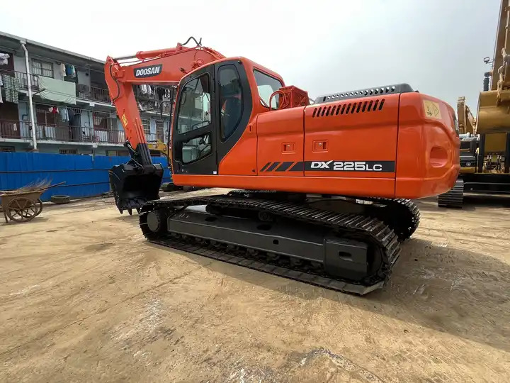 Excavadora Best Selling DOOSAN excavator machine construction used machinery equipment dx225 used excavators in stock: foto 6