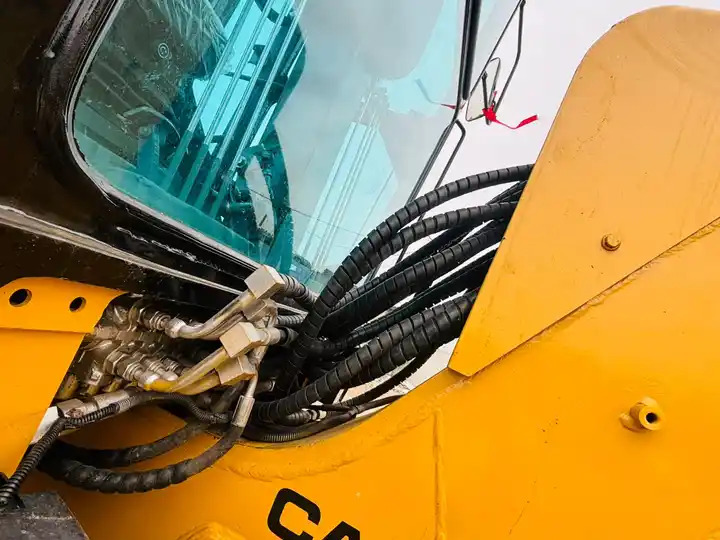 Caterpillar Used Cat Motor Grader 140h With Original Japan Cat Engine For Sale In Shanghai - Grader: foto 5 Caterpillar Used Cat Motor Grader 140h With Original Japan Cat Engine For Sale In Shanghai - Grader: foto 5