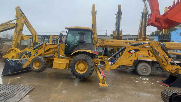HT636 Mini Tractor with Front End Loader and Backhoe Efficient Cat 420F2 Backhoe Loader Weichai Engine New Condition - Retroexcavadora: foto 4 HT636 Mini Tractor with Front End Loader and Backhoe Efficient Cat 420F2 Backhoe Loader Weichai Engine New Condition - Retroexcavadora: foto 4