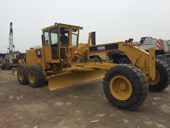 High Quality Second Hand Cat 140h Grader Used excellent Grader cat 140h 140k with good condition in Low Price on sale - Grader: foto 3 High Quality Second Hand Cat 140h Grader Used excellent Grader cat 140h 140k with good condition in Low Price on sale - Grader: foto 3