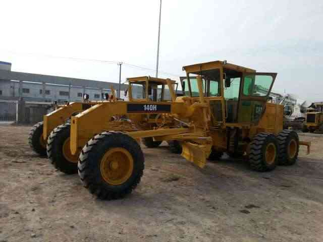 Japan Famous Brand Grader Motor used CAT 140H Used Motor Grader in good condition for sale - Grader: foto 4 Japan Famous Brand Grader Motor used CAT 140H Used Motor Grader in good condition for sale - Grader: foto 4