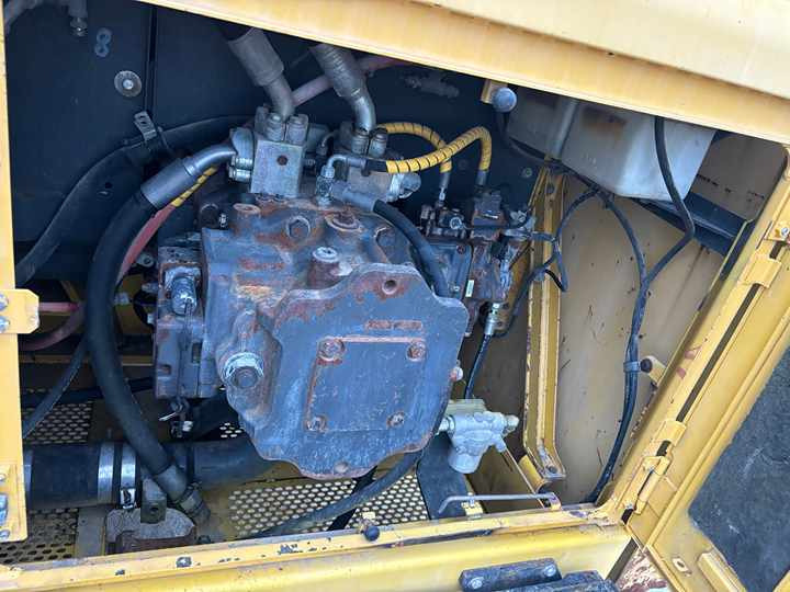 Japan Used komatsu Excavator Model PC800 PC700 PC460 Mining Excavator Excellent Condition with Good Price for Sale - Excavadora de cadenas: foto 5 Japan Used komatsu Excavator Model PC800 PC700 PC460 Mining Excavator Excellent Condition with Good Price for Sale - Excavadora de cadenas: foto 5