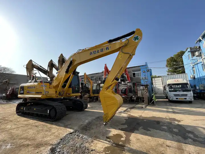 Komatsu PC200-8 Excavator/used Heavy Duty Equipment/komatsu Construction Machine Used Excavator PC 200-8 PC220-8 Used Japan Ltd. - Excavadora de cadenas: foto 5 Komatsu PC200-8 Excavator/used Heavy Duty Equipment/komatsu Construction Machine Used Excavator PC 200-8 PC220-8 Used Japan Ltd. - Excavadora de cadenas: foto 5