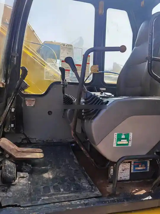 Original Well-Maintained Komatsu PC120-6 Used Excavator for Sale - Excavadora de cadenas: foto 2 Original Well-Maintained Komatsu PC120-6 Used Excavator for Sale - Excavadora de cadenas: foto 2