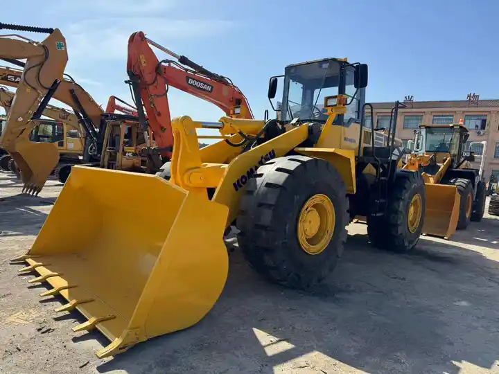 Second Hand Pay LoaderNice Performance Original Loader Used Komatsu Wa470 Loader Second Hand Wheel Loader Hot Sale - Cargadora de ruedas: foto 2 Second Hand Pay LoaderNice Performance Original Loader Used Komatsu Wa470 Loader Second Hand Wheel Loader Hot Sale - Cargadora de ruedas: foto 2