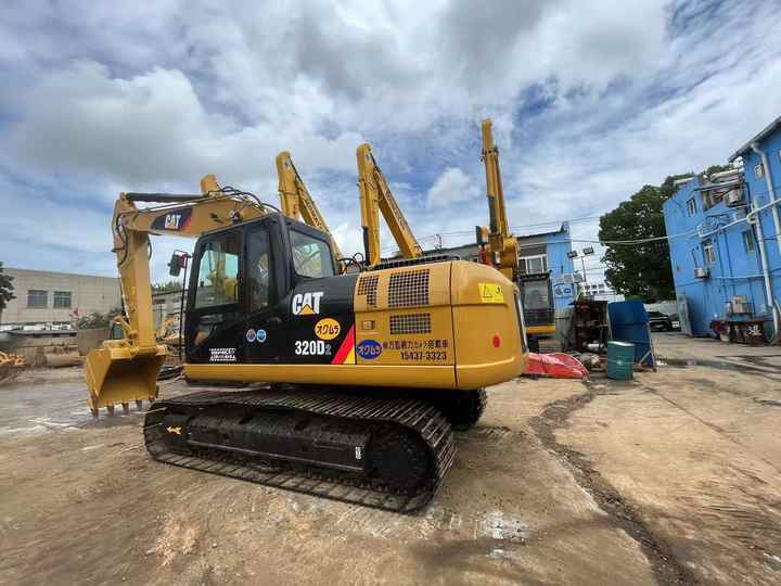 Used CAT 320 320B 320C Caterpillar Excavator with bucket Second hand - Excavadora: foto 5 Used CAT 320 320B 320C Caterpillar Excavator with bucket Second hand - Excavadora: foto 5