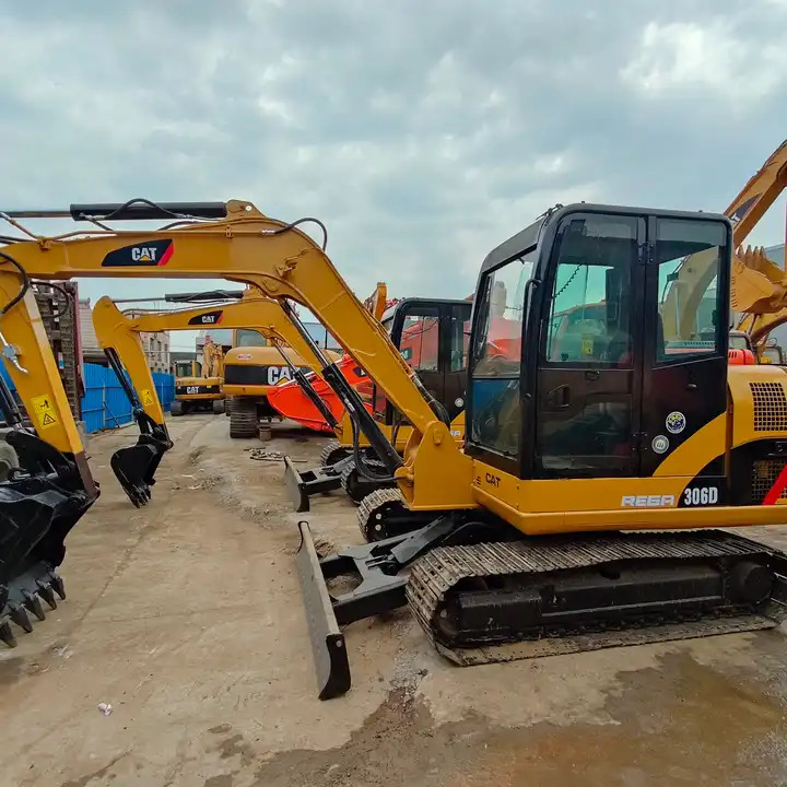 Used cat 306D 302.5D 302D 6ton 2.5ton 2ton   mini excavator - Excavadora de cadenas: foto 1 Used cat 306D 302.5D 302D 6ton 2.5ton 2ton   mini excavator - Excavadora de cadenas: foto 1