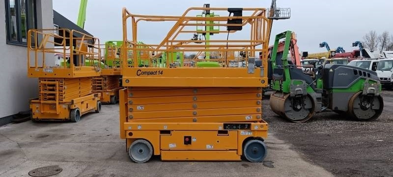 Haulotte Compact 14 - 14 m, electric - Plataforma de tijeras: foto 4 Haulotte Compact 14 - 14 m, electric - Plataforma de tijeras: foto 4