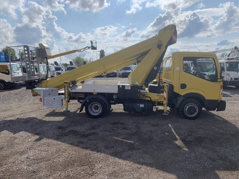 Nissan Cabstar Ruthmann TB270 - 27m - 225 kg - Camión con plataforma elevadora: foto 4 Nissan Cabstar Ruthmann TB270 - 27m - 225 kg - Camión con plataforma elevadora: foto 4