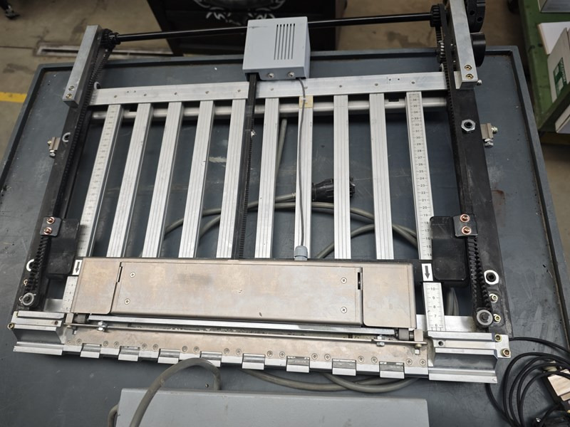 Horizon GFB-56 - Plegadora de papel: foto 4 Horizon GFB-56 - Plegadora de papel: foto 4