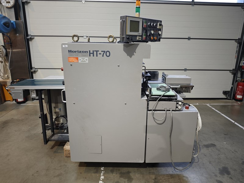 Horizon HT 70 | 1997 - Máquina de corte de papel: foto 1 Horizon HT 70 | 1997 - Máquina de corte de papel: foto 1