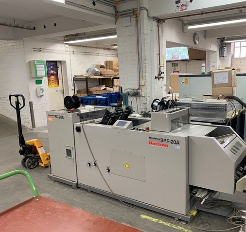 Horizon SPF-20 A FC-20 A | 2005 | 10,6 Mio - Máquina de impresión: foto 1 Horizon SPF-20 A FC-20 A | 2005 | 10,6 Mio - Máquina de impresión: foto 1