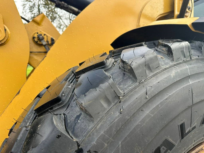 Cargadora de ruedas Cat 930 M - 4 new tires!: foto 20
