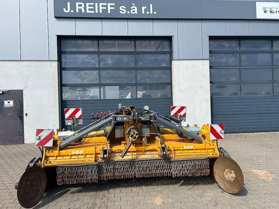 J.Reiff Sarl                        
                                                                Herr Stefan Neukirch                                                                - 77 Z.I in den - Equipo para trabajo del suelo: foto 1 J.Reiff Sarl                        
                                                                Herr Stefan Neukirch                                                                - 77 Z.I in den - Equipo para trabajo del suelo: foto 1