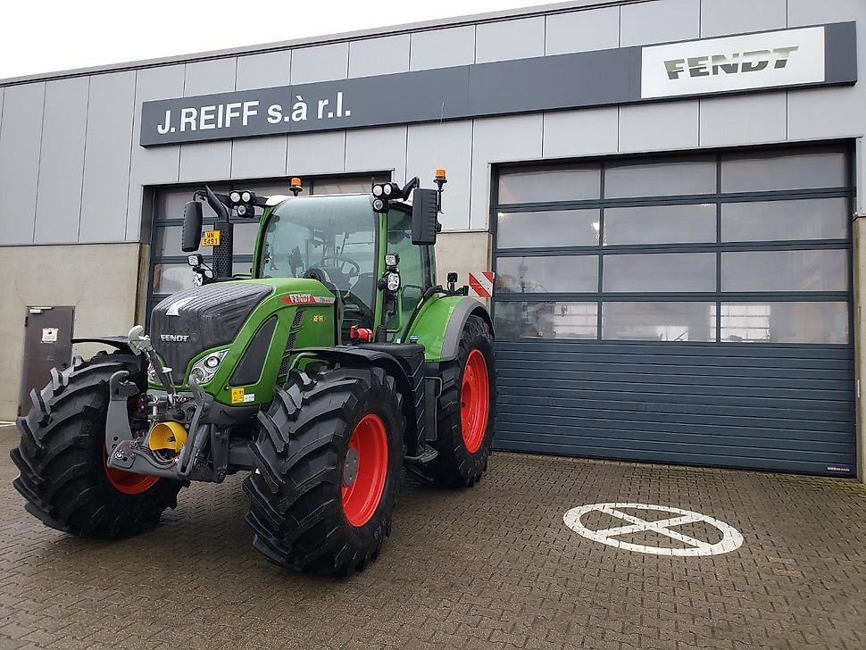 J.Reiff Sarl
Herr Stefan Neukirch - 77 Z.I in den - Tractor: foto 2 J.Reiff Sarl
Herr Stefan Neukirch - 77 Z.I in den - Tractor: foto 2