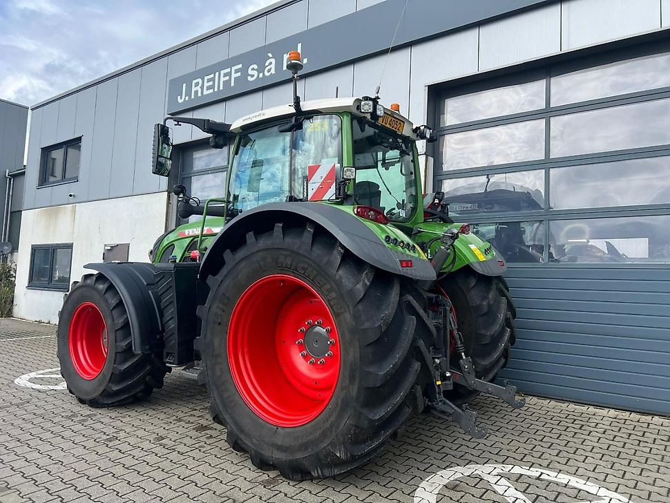J.Reiff Sarl
Herr Stefan Neukirch - 77 Z.I in den - Tractor: foto 4 J.Reiff Sarl
Herr Stefan Neukirch - 77 Z.I in den - Tractor: foto 4