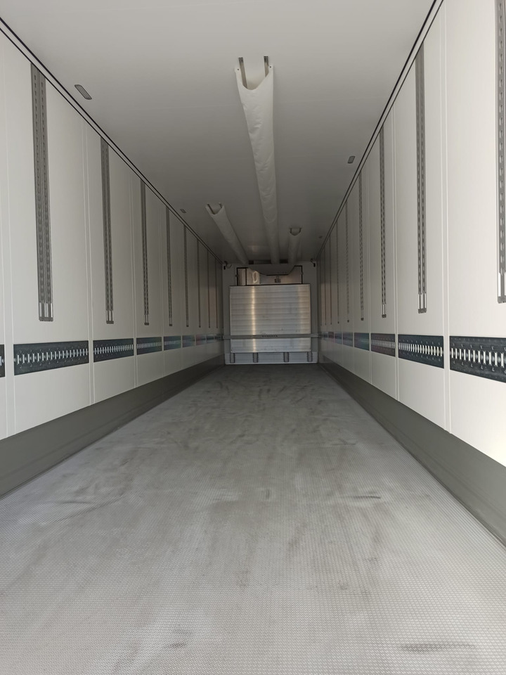 SCHMITZ CARGOBULL ThermoKing SKO 24/L - 13.4 FP COOL V7 FP 60 SMART - Semirremolque frigorífico: foto 5 SCHMITZ CARGOBULL ThermoKing SKO 24/L - 13.4 FP COOL V7 FP 60 SMART - Semirremolque frigorífico: foto 5