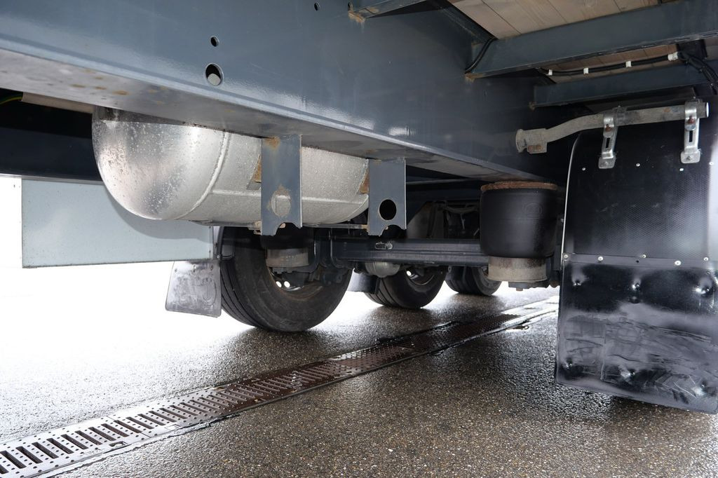 Semirremolque caja cerrada EKERI T3-A / SEITLICHE TÜREN /FALTWAND EDSCHA ! EKERI T3-A / SEITLICHE TÜREN /FALTWAND EDSCHA !: foto 13 Semirremolque caja cerrada EKERI T3-A / SEITLICHE TÜREN /FALTWAND EDSCHA ! EKERI T3-A / SEITLICHE TÜREN /FALTWAND EDSCHA !: foto 13