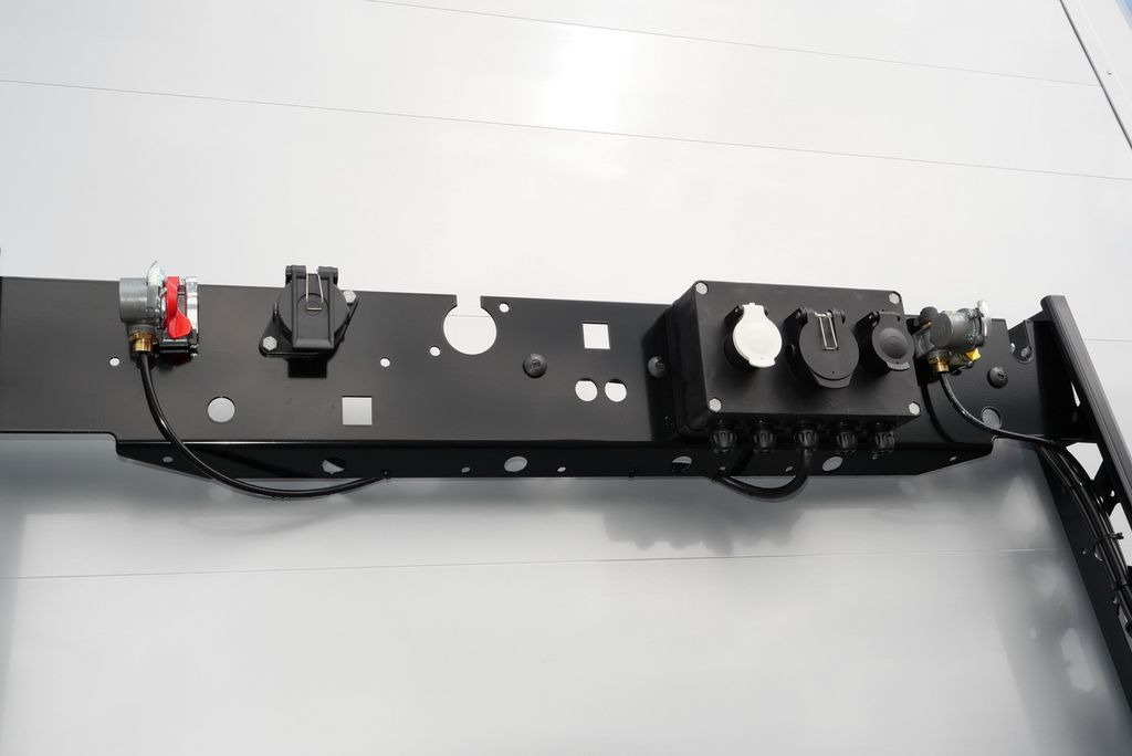 Semirremolque plataforma/ Caja abierta nuevo Kögel SN24/ BW 800 mm/144 x rungent. BPW/ LENKACHSE: foto 7