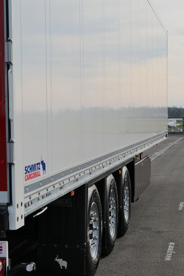Semirremolque caja cerrada Schmitz Cargobull SKO 24/DOPPELSTOCK / 2,70/ 2 x LIFT nur 48000 km: foto 17