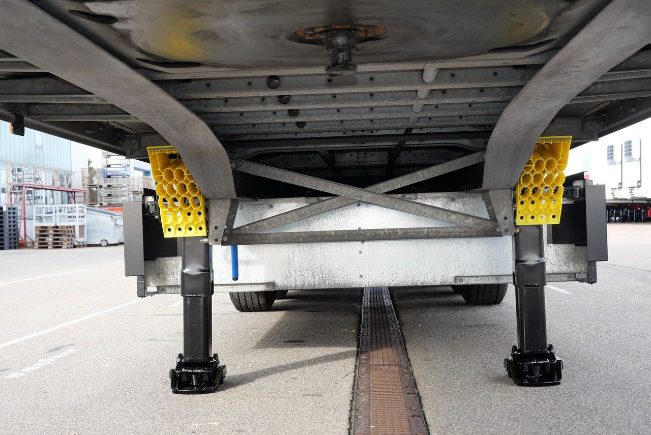 Semirremolque caja cerrada Schmitz Cargobull SKO 24/DOPPELSTOCK / 2,70/ 2 x LIFT nur 48000 km: foto 20
