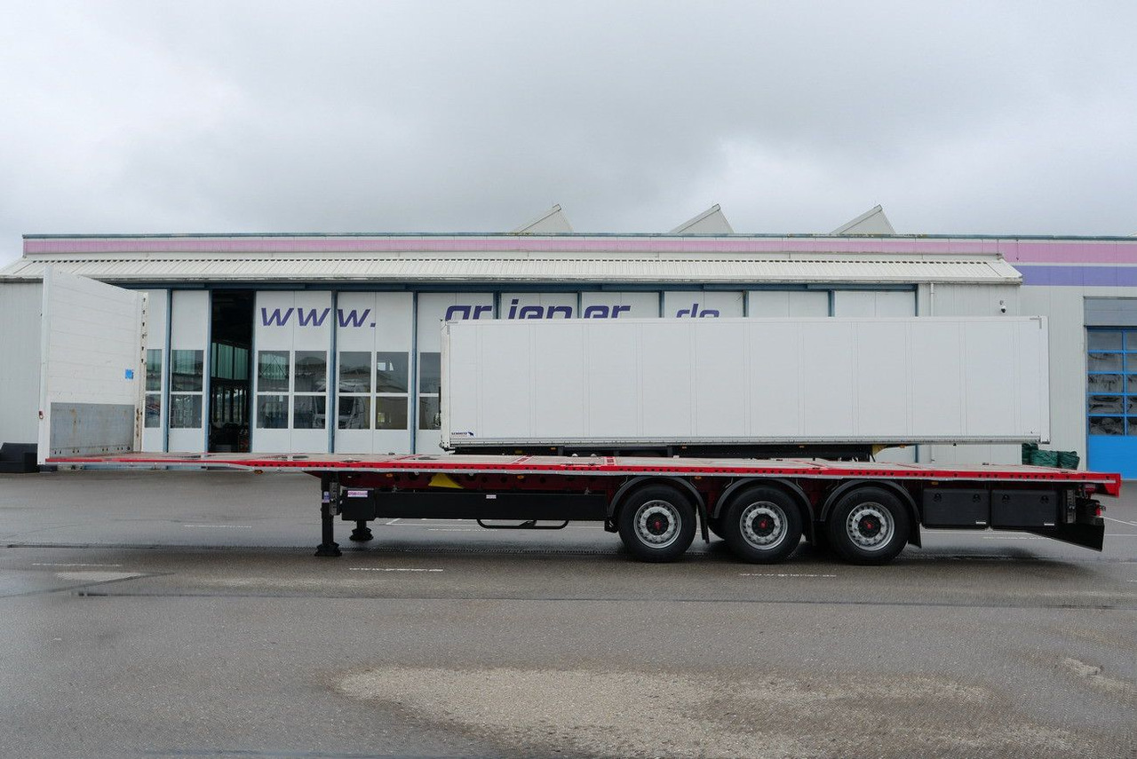 Schwarzmüller RH 80 / CONTAINER 1 x 40/2x20/1x 30 RUNGENTASCH - Semirremolque plataforma/ Caja abierta: foto 3 Schwarzmüller RH 80 / CONTAINER 1 x 40/2x20/1x 30 RUNGENTASCH - Semirremolque plataforma/ Caja abierta: foto 3