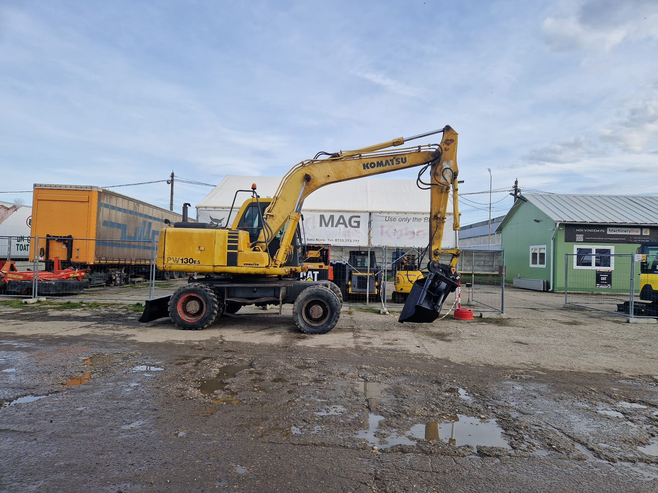 KOMATSU PW130 ES-6K - Excavadora de ruedas: foto 4 KOMATSU PW130 ES-6K - Excavadora de ruedas: foto 4