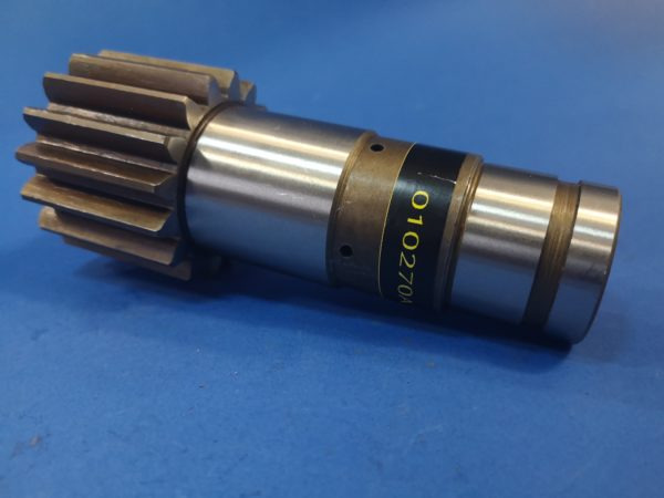 010270A Bobcat 320 and 322 swing motor shaft - Reductor de giro para Maquinaria de construcción: foto 1 010270A Bobcat 320 and 322 swing motor shaft - Reductor de giro para Maquinaria de construcción: foto 1