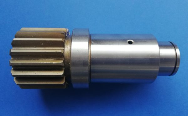 010430A Bobcat 325 Schwenkmotorwelle - Reductor de giro para Maquinaria de construcción: foto 2 010430A Bobcat 325 Schwenkmotorwelle - Reductor de giro para Maquinaria de construcción: foto 2