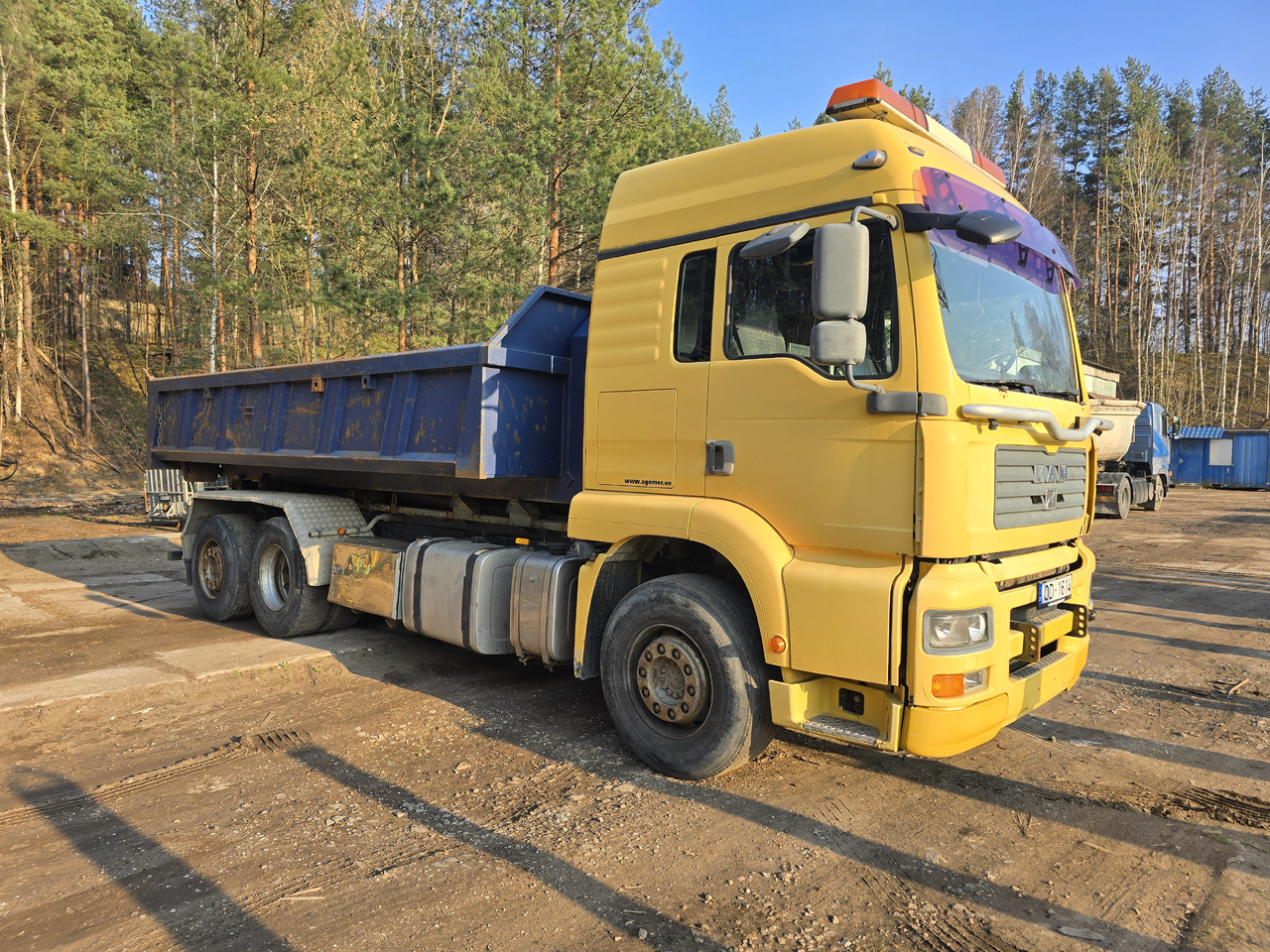 Camión multibasculante MAN TGA 26.413: foto 6 Camión multibasculante MAN TGA 26.413: foto 6