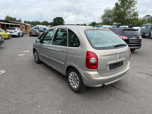 Sedan Citroën Xsara Picasso 1.8 16V Exclusive: foto 6