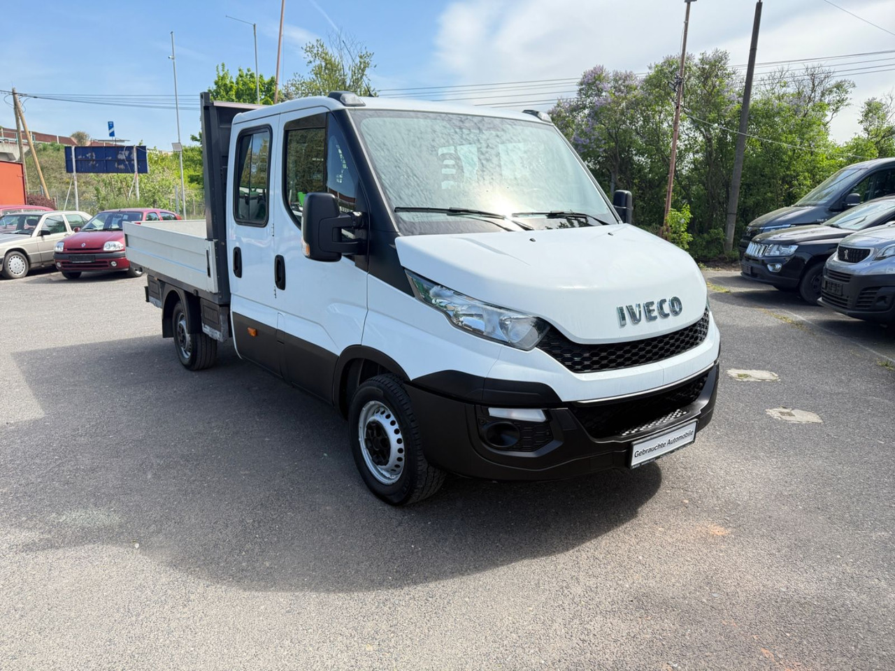 Iveco Daily Doppelkabine 35 S 130 7 Sitzer - Furgoneta caja abierta: foto 2 Iveco Daily Doppelkabine 35 S 130 7 Sitzer - Furgoneta caja abierta: foto 2