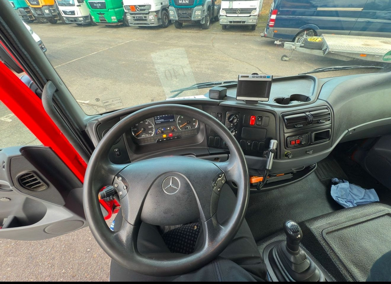 Camión con plataforma elevadora Mercedes-Benz Atego 816 2 4-Zyl. 4x2 Hebebühne: foto 10 Camión con plataforma elevadora Mercedes-Benz Atego 816 2 4-Zyl. 4x2 Hebebühne: foto 10