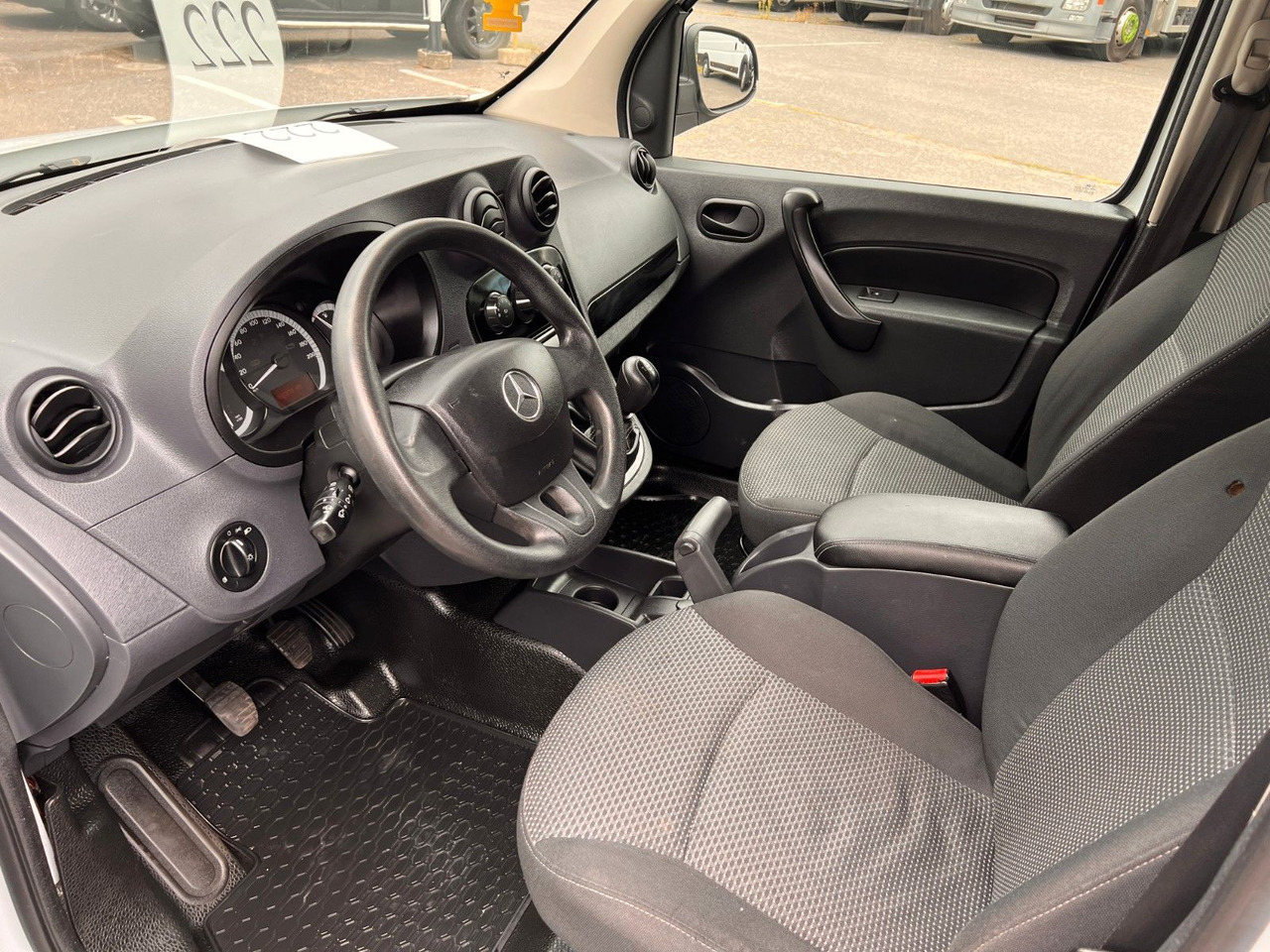 Furgoneta de pasajeros Mercedes-Benz Citan Mixto 111 CDI extralang: foto 10